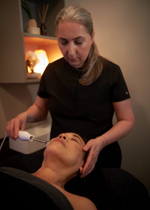 Marta-Hewson-Zenbar-Spa-location-photos-5868